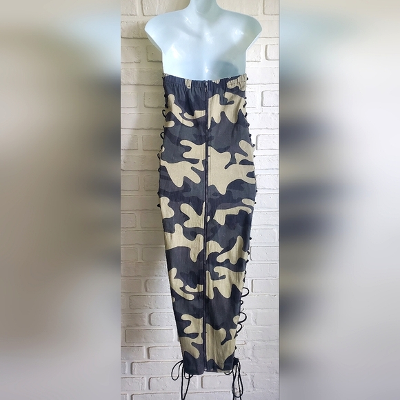 Forever 21 Strapless Camouflage Lace Up Sides Bodycon Wiggle Dress Size Medium - Picture 6 of 13